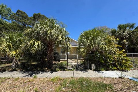 Immobilier commercial à vendre à Tarpon Springs, Floride: 2 chambres, 127.28 m2 № 2206062 - photo 9