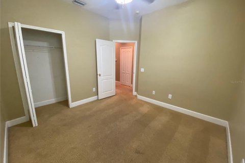 House in Lutz, Florida 3 bedrooms, 177.35 sq.m. № 1910475 - photo 18