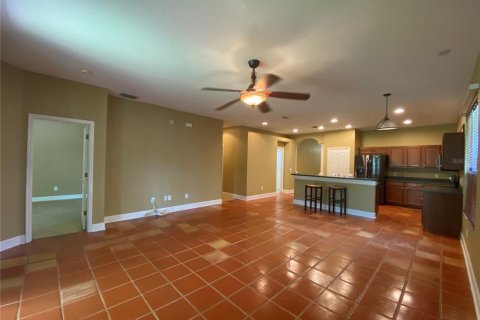 House in Lutz, Florida 3 bedrooms, 177.35 sq.m. № 1910475 - photo 8