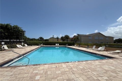 Condominio en alquiler en Hypoluxo, Florida, 3 dormitorios, 116.96 m2 № 2011819 - foto 11