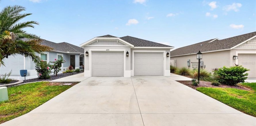 Villa ou maison à The Villages, Floride 3 chambres, 139.07 m2 № 2323140