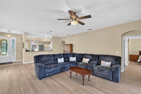 House in Mount Dora, Florida 3 bedrooms, 150.04 sq.m. № 2395600 - photo 20
