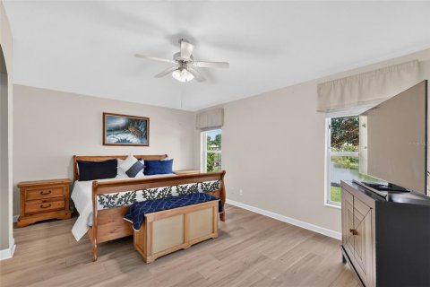 House in Mount Dora, Florida 3 bedrooms, 150.04 sq.m. № 2395600 - photo 25