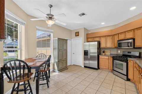 House in Mount Dora, Florida 3 bedrooms, 150.04 sq.m. № 2395600 - photo 11