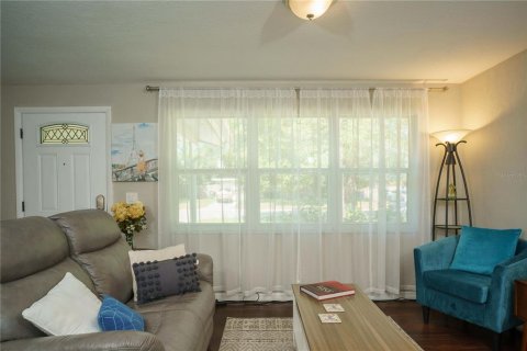 Villa ou maison à louer à Clearwater, Floride: 4 chambres, 162.67 m2 № 2432825 - photo 3