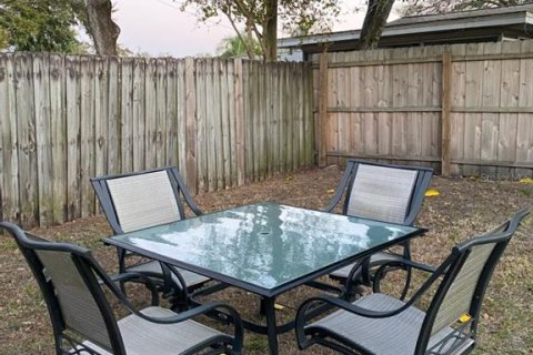 Villa ou maison à louer à Clearwater, Floride: 4 chambres, 162.67 m2 № 2432825 - photo 15