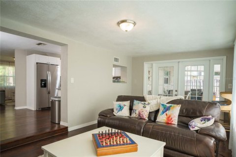 Villa ou maison à louer à Clearwater, Floride: 4 chambres, 162.67 m2 № 2432825 - photo 7