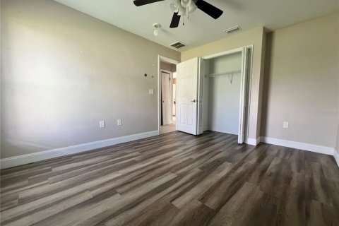 Casa en venta en Auburndale, Florida, 3 dormitorios, 176.89 m2 № 2389452 - foto 4