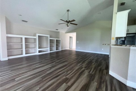 Casa en venta en Auburndale, Florida, 3 dormitorios, 176.89 m2 № 2389452 - foto 18