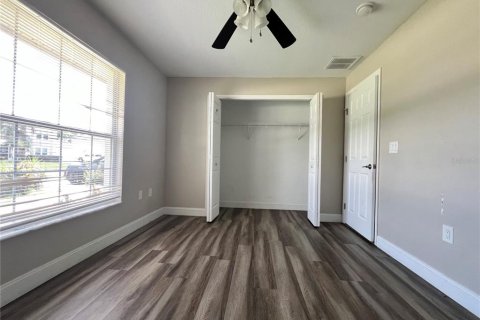 Casa en venta en Auburndale, Florida, 3 dormitorios, 176.89 m2 № 2389452 - foto 12