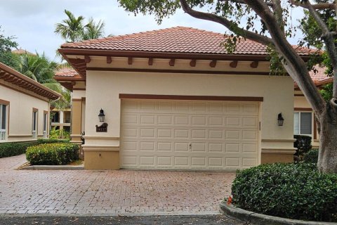 Apartment in Weston, Florida 3 bedrooms, 222.04 sq.m. № 2175496