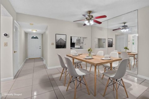 Condo in Boca Raton, Florida, 2 bedrooms  № 2251564 - photo 12
