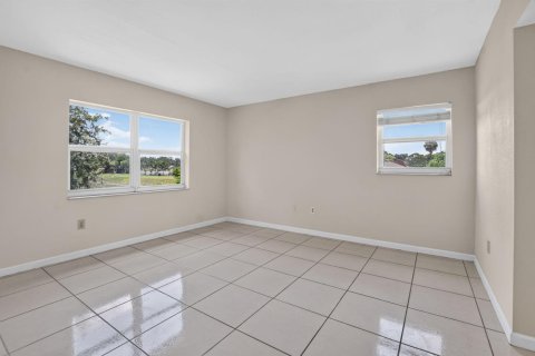 Condo in Boca Raton, Florida, 2 bedrooms  № 2251564 - photo 27