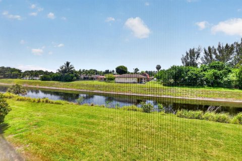 Condo in Boca Raton, Florida, 2 bedrooms  № 2251564 - photo 3