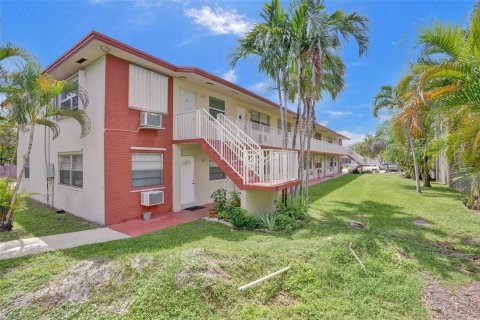 Condo in Hollywood, Florida, 1 bedroom № 2171519