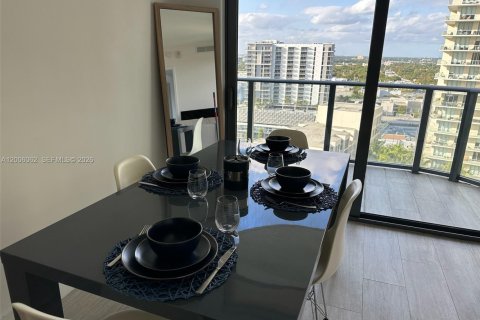 Condo in Miami, Florida, 1 bedroom  № 2070170 - photo 22