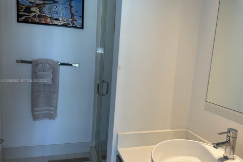 Condo in Miami, Florida, 1 bedroom  № 2070170 - photo 29