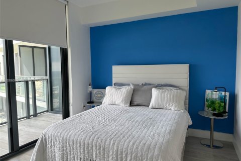 Condo in Miami, Florida, 1 bedroom  № 2070170