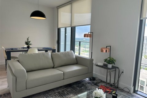 Condo in Miami, Florida, 1 bedroom  № 2070170 - photo 3