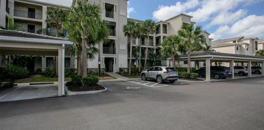 Condo in Bradenton, Florida, 2 bedrooms  № 2396294