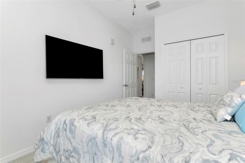 Condo in Bradenton, Florida, 2 bedrooms  № 2396294 - photo 14