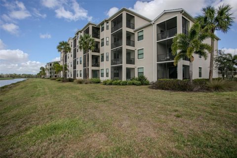 Condo in Bradenton, Florida, 2 bedrooms  № 2396294 - photo 2