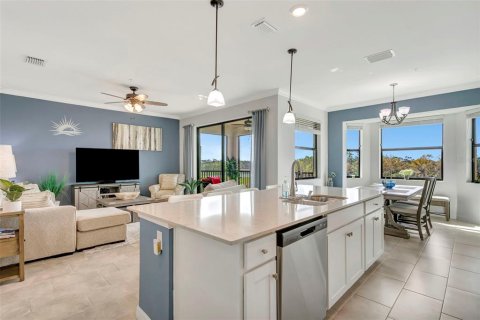 Condo in Bradenton, Florida, 2 bedrooms  № 2396294 - photo 20