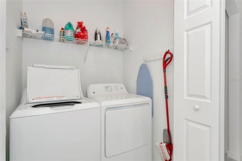 Condo in Bradenton, Florida, 2 bedrooms  № 2396294 - photo 29