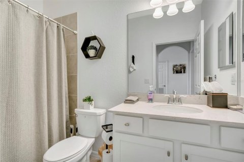 Condo in Bradenton, Florida, 2 bedrooms  № 2396294 - photo 15