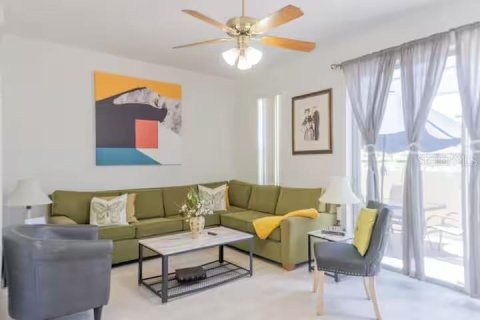 Adosado en alquiler en Kissimmee, Florida, 3 dormitorios, 135.73 m2 № 1900873 - foto 2