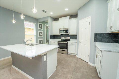 Villa ou maison à vendre à Kissimmee, Floride: 2 chambres, 158.21 m2 № 2138252 - photo 10