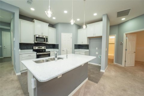 Villa ou maison à vendre à Kissimmee, Floride: 2 chambres, 158.21 m2 № 2138252 - photo 13