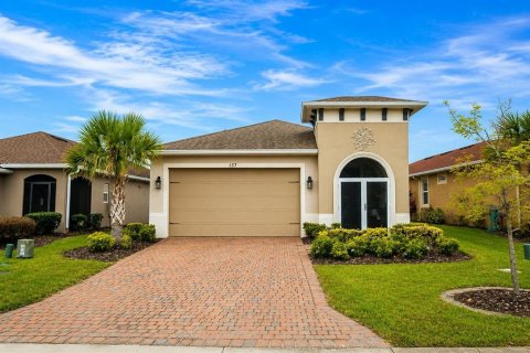 Casa en Kissimmee, Florida 2 dormitorios, 158.21 m2 № 2138252