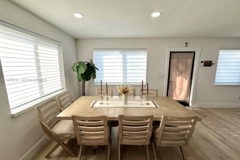 Casa en venta en Miami, Florida, 3 dormitorios, 111.48 m2 № 2044426 - foto 8