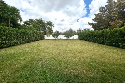 Casa en venta en Miami, Florida, 3 dormitorios, 111.48 m2 № 2044426 - foto 21