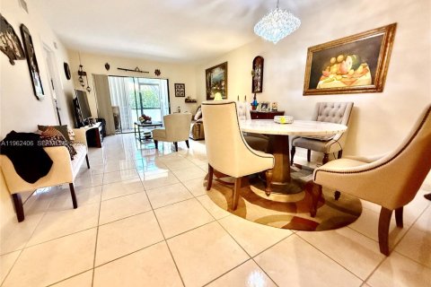 Купить кондоминиум в Бока-Ратон, Флорида 2 спальни, 111.48м2, № 2024252 - фото 16