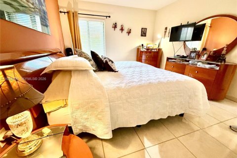 Купить кондоминиум в Бока-Ратон, Флорида 2 спальни, 111.48м2, № 2024252 - фото 18