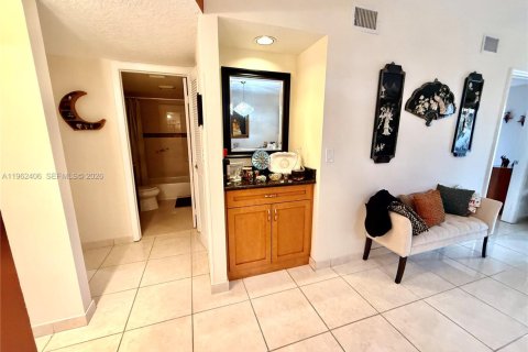 Купить кондоминиум в Бока-Ратон, Флорида 2 спальни, 111.48м2, № 2024252 - фото 14