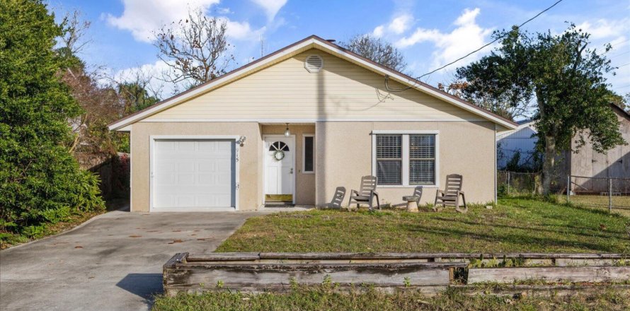 House in Jacksonville Beach, Florida 3 bedrooms, 136.94 sq.m. № 891502