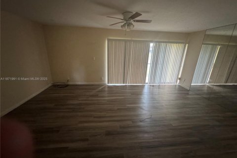 Adosado en alquiler en Sunrise, Florida, 3 dormitorios, 172.05 m2 № 1979739 - foto 9