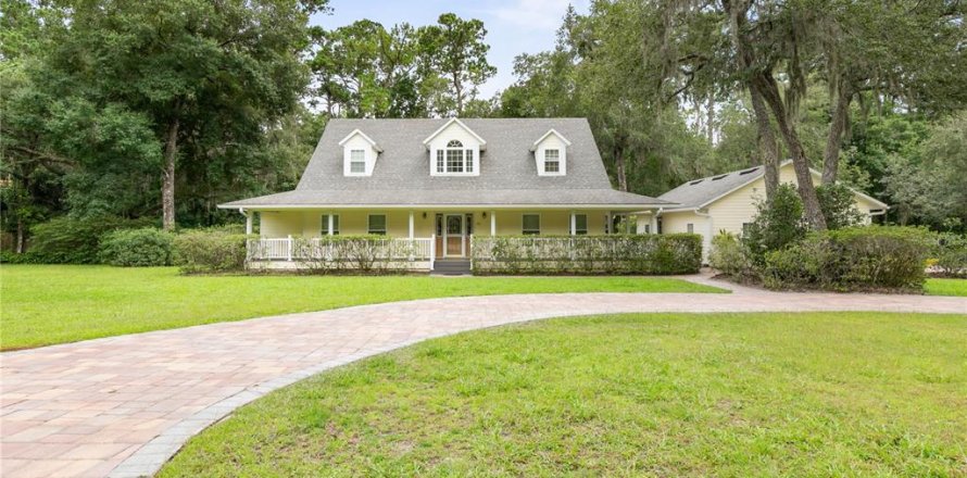 House in Elkton, Florida 4 bedrooms, 237.92 sq.m. № 1415922