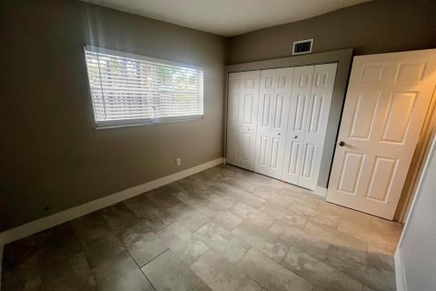 Villa ou maison à louer à Pompano Beach, Floride: 3 chambres, 131.55 m2 № 2340450 - photo 16