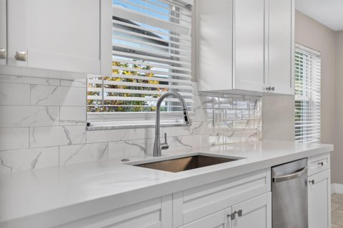 Villa ou maison à louer à Pompano Beach, Floride: 3 chambres, 131.55 m2 № 2340450 - photo 26