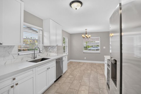 Villa ou maison à louer à Pompano Beach, Floride: 3 chambres, 131.55 m2 № 2340450 - photo 25