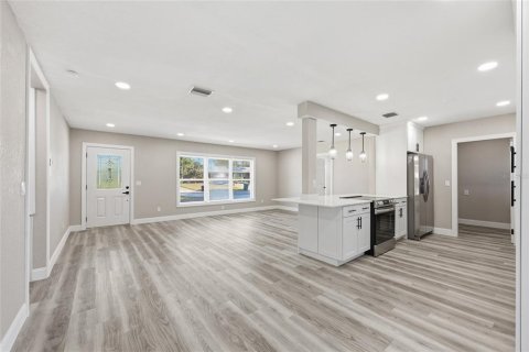 Купить виллу или дом в Клируотер, Флорида 7 комнат, 147.71м2, № 2104885 - фото 7