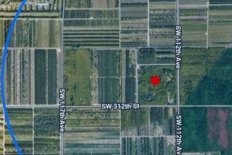 Immobilier commercial à vendre à Homestead, Floride № 2015741 - photo 2