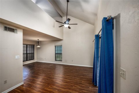 Touwnhouse à vendre à Gainesville, Floride: 2 chambres, 102.75 m2 № 1810159 - photo 17
