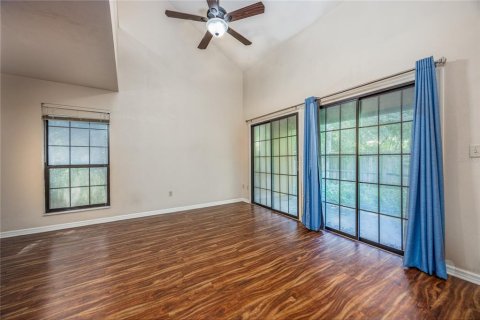 Touwnhouse à vendre à Gainesville, Floride: 2 chambres, 102.75 m2 № 1810159 - photo 14
