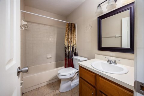 Touwnhouse à vendre à Gainesville, Floride: 2 chambres, 102.75 m2 № 1810159 - photo 25
