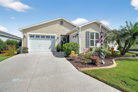 Casa en venta en The Villages, Florida, 2 dormitorios, 120.31 m2 № 1909451 - foto 1